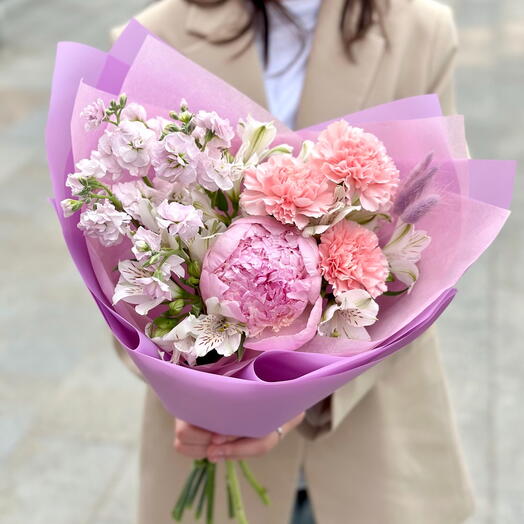 Ароматный букет Пион, маттиола, альстромерии и диантусы🌸