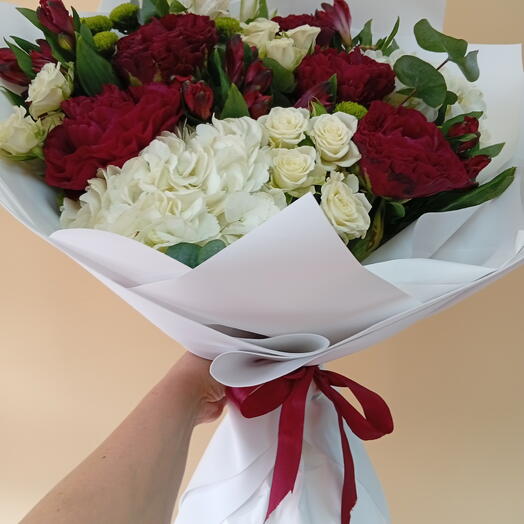 Букет с шикарными бордовыми ♥️пионами "Моя Королева"