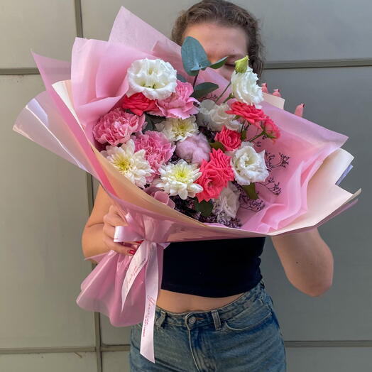 Букет Учителю с Кустовыми Розами, Диантусом и Хризантемой + сладкий подарок 🎁