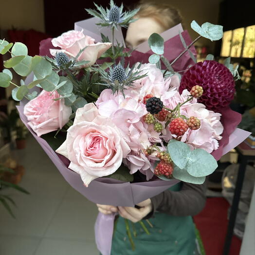 Букет с Георгином