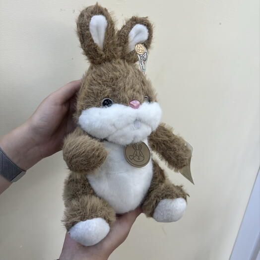 Мягкая игрушка коричневый зайка