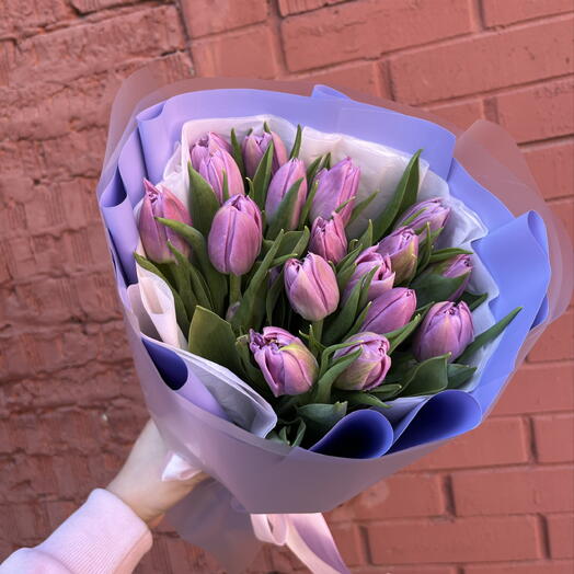 Авторский букет «Сочные тюльпанчики💜»