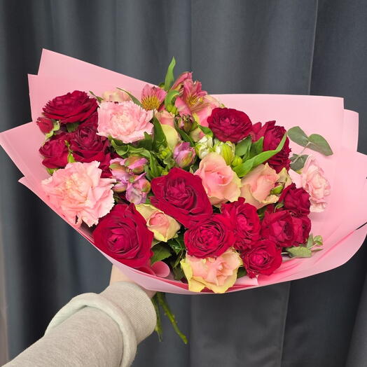 Яркий букет🌹