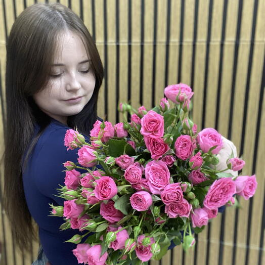 Монобукет «Пинк Дайменшн» 15