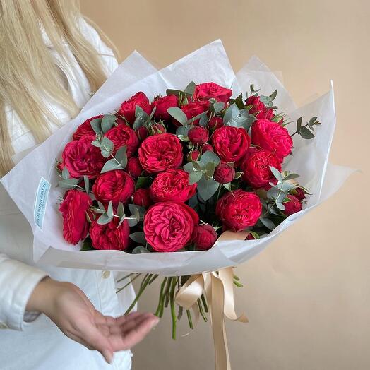Red Peony-shaped roses Red Piano