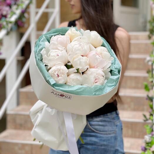 Букет белых пионов «Для самых любимых» 😍
