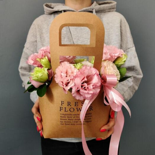 Eustoma in a box