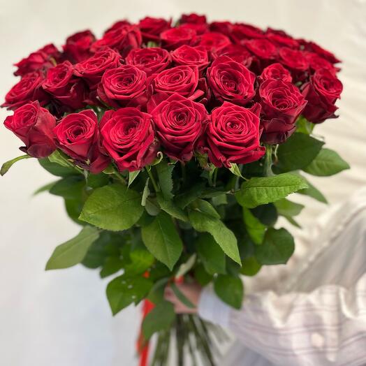 Ramo de 35 rosas rojas altas