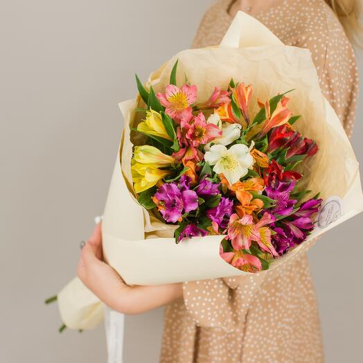 A small bouquet of colored alstroemeria N50398