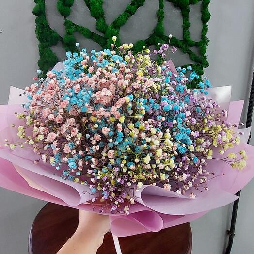 Букет из радужной гипсофилы💜