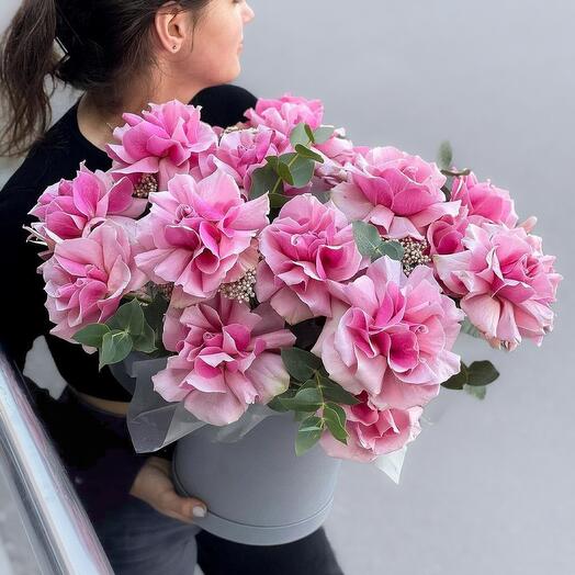 Французские розы в коробке