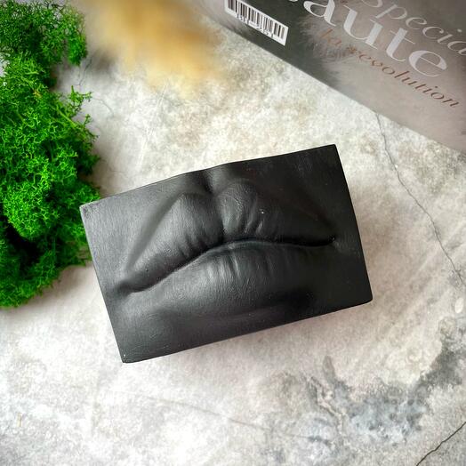 Decorative planter "Lips" black