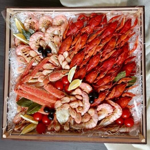 Мужской подарочный ящик с раками и крабом