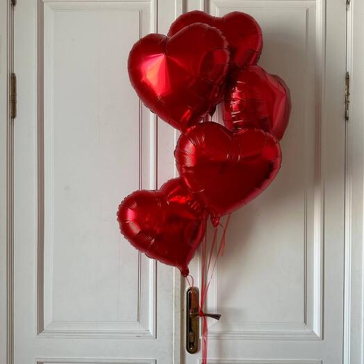 5 красных шаров️️