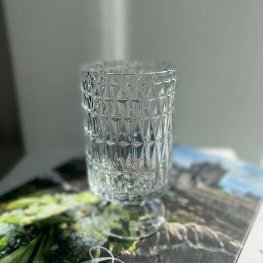 Ваза стеклянная