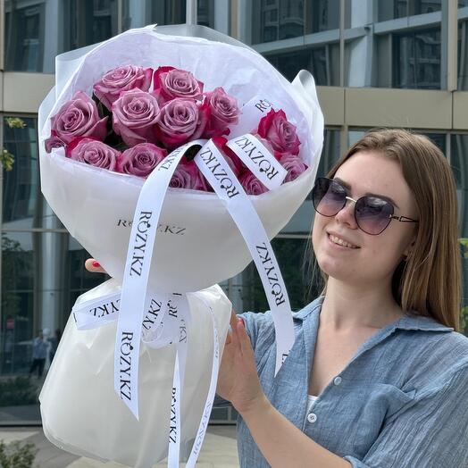 Букет из 15 роз в фиолетовом оттенке