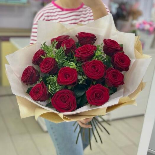 Букет из красных роз