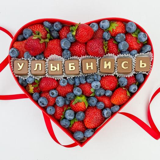 Bouquet of strawberries and blueberries with letters