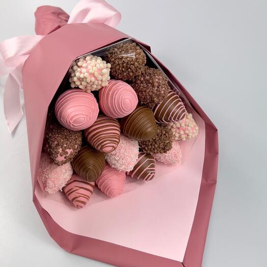 Ramo de fresas en chocolate "Polvo"