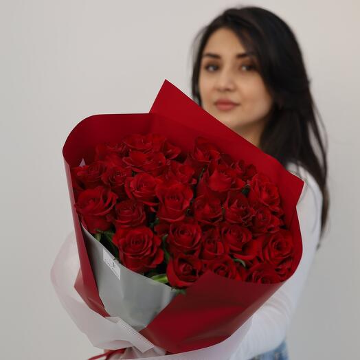 Букет из 25 высоких роз