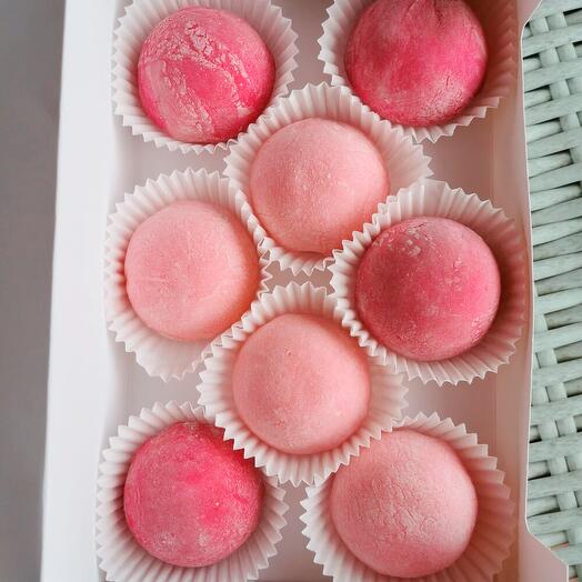 Mochi de fresas y cerezas 8-16 und en caja (2,50€ und)