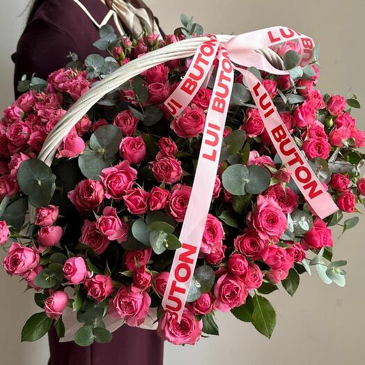 Композиция из кустовых роз, размер L