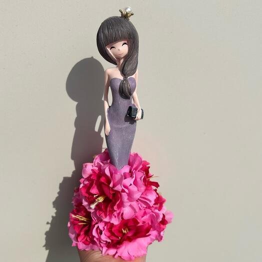 Статуэтка девушка 2