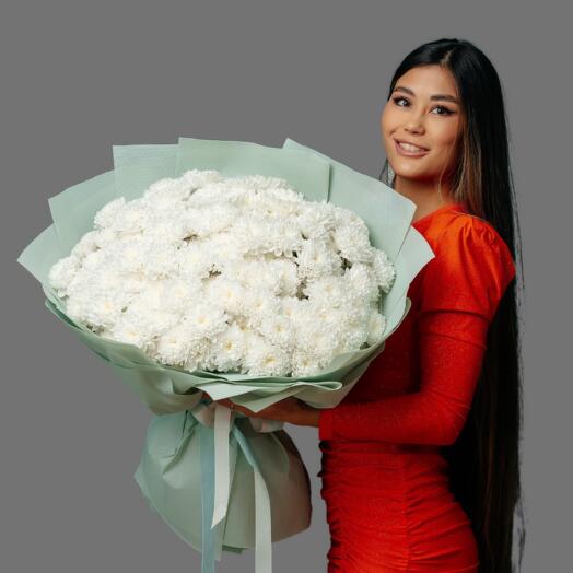 Букет из 25 кустовых хризантем