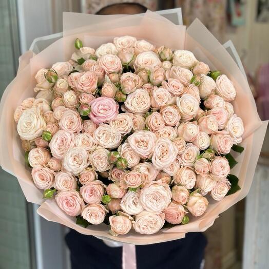 Букет из 51 кустовой розы 😍