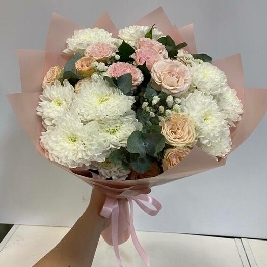 🌷Букет из кустовых роз и хризантем