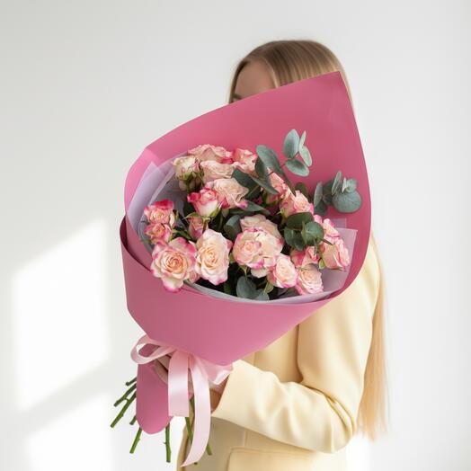 Bouquet of bush roses 7