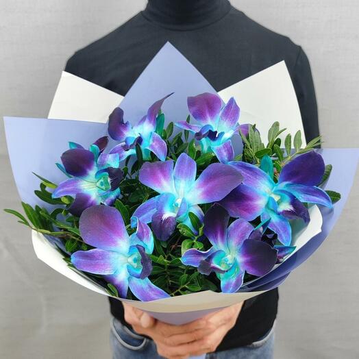 Букет из 7 Космических Синих Орхидей