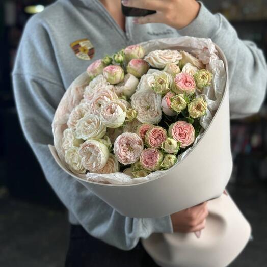 Розы кустовые в мягкой упаковке🥰