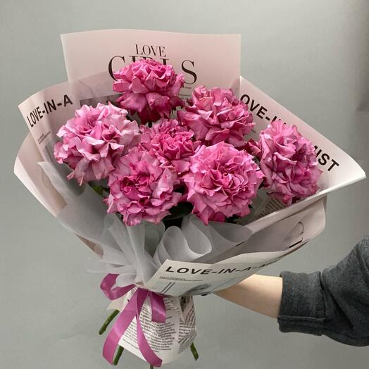 Букет французских малиновых роз