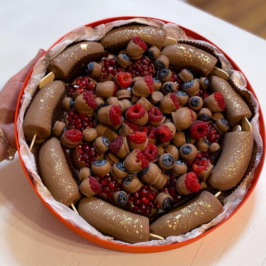Банан,малина,голубика и гранат в шоколаде «Premium delight»