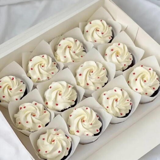 Набор капкейков 12 шт на день рождения, корпоративный подарок