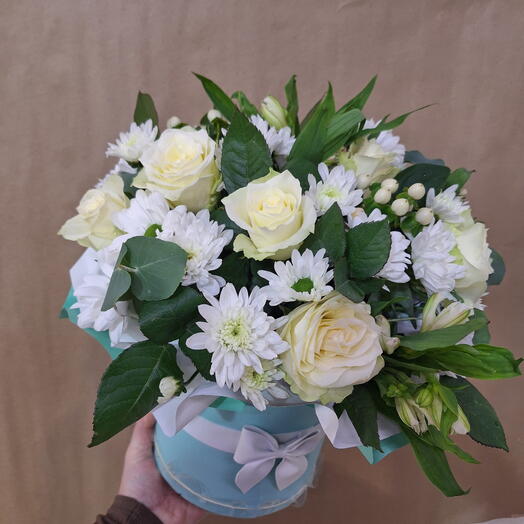 Белая гавонь(цвет коробки по наличию голубая,сиреневая,розовая)