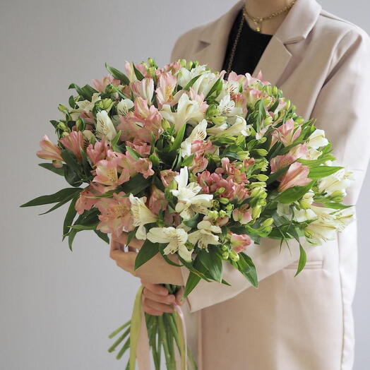 ТОП ЦЕНА Трогательное признание из альстромерии