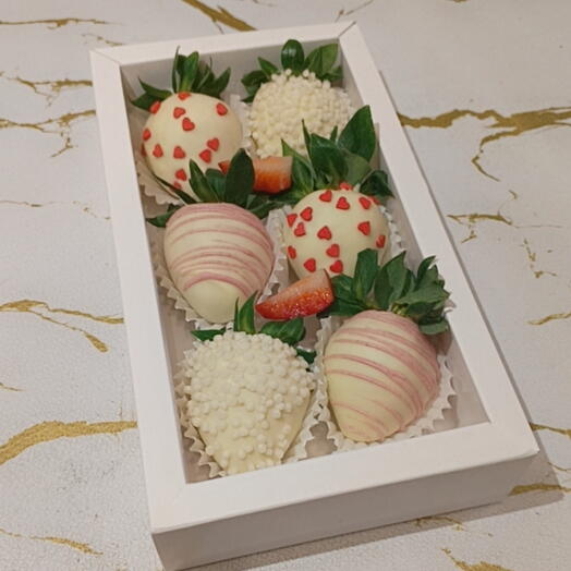 Клубника в шоколаде "6🍓"