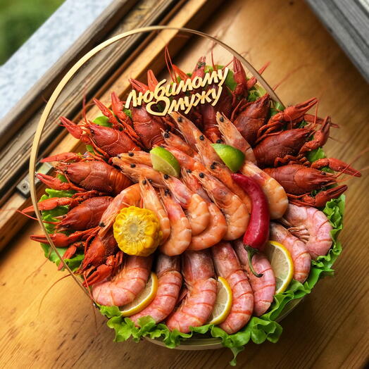 Мужской букет ( корзинка 26 см )