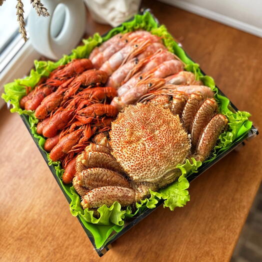 Бокс с морепродуктами и раками