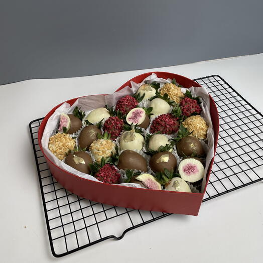 Клубника в шоколаде 20-25 ягод