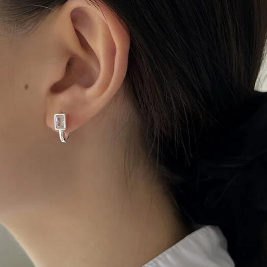 Серьги «Square Shine» любимой девушке / жене / маме / девушке