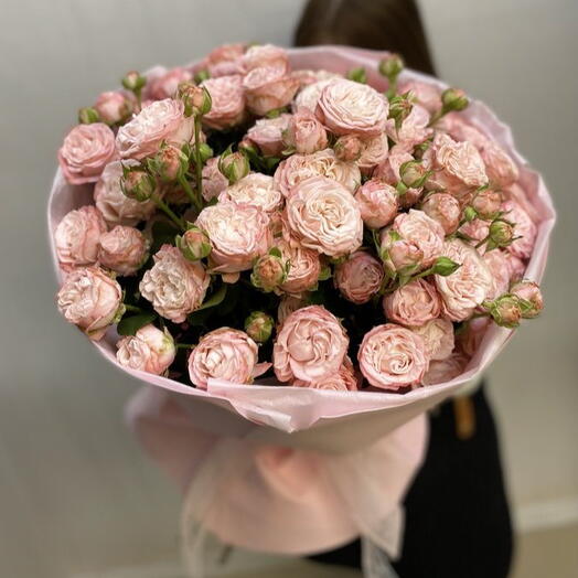 Акция 9 кустовых роз с оформлением 💗