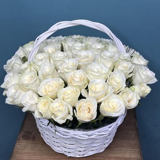 Корзина с розами 51 шт