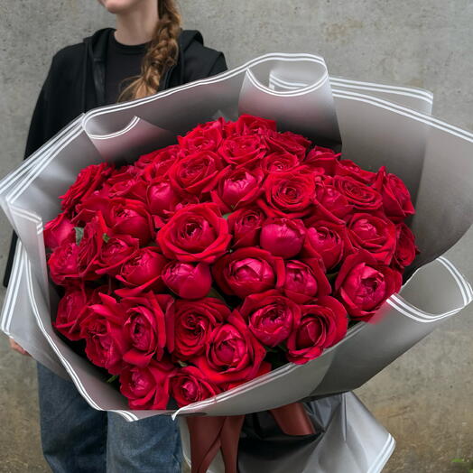Алые розы букет 🌹