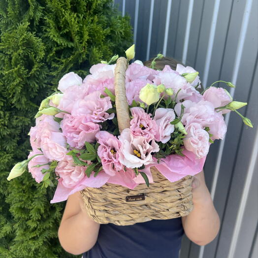 Корзина с эустомой 🔥🔥🔥💐