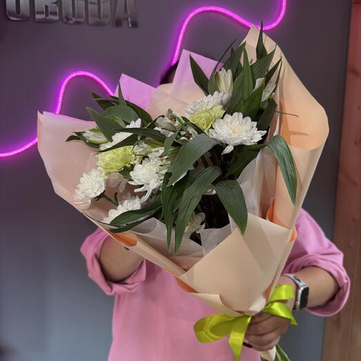 Букет с диантусами и альстромерией💐💭