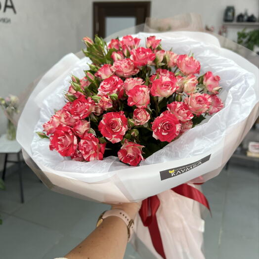 Букет из кустовых роз🌷