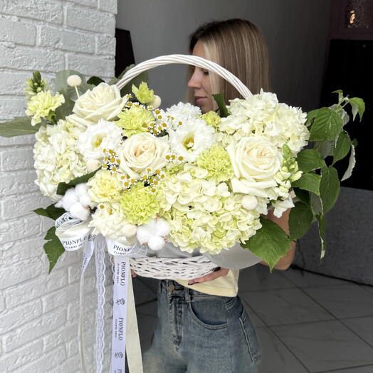 Элегантная корзина